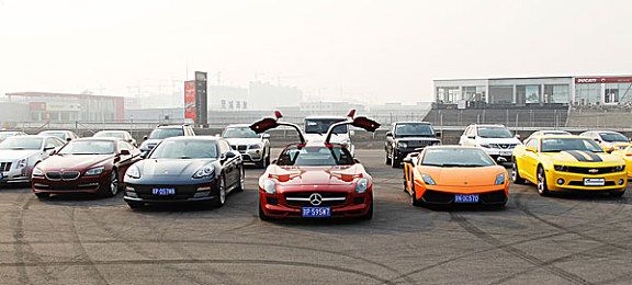 大众集团自动驾驶车辆蓄势待发Sedric