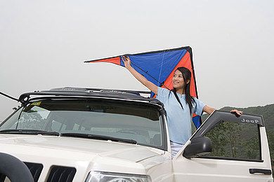 受中国市场推动6月奔驰全球销量涨13